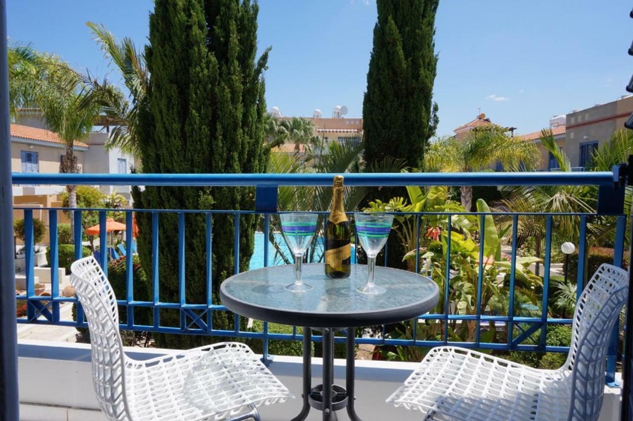 Villa Aurora Townhouse - Complimentary Paphos Airport Transport Exterior foto
